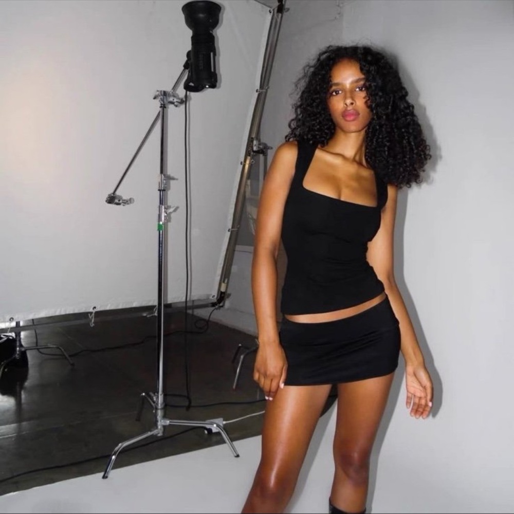 Danielle Guizio Top - Picture 3 of 4